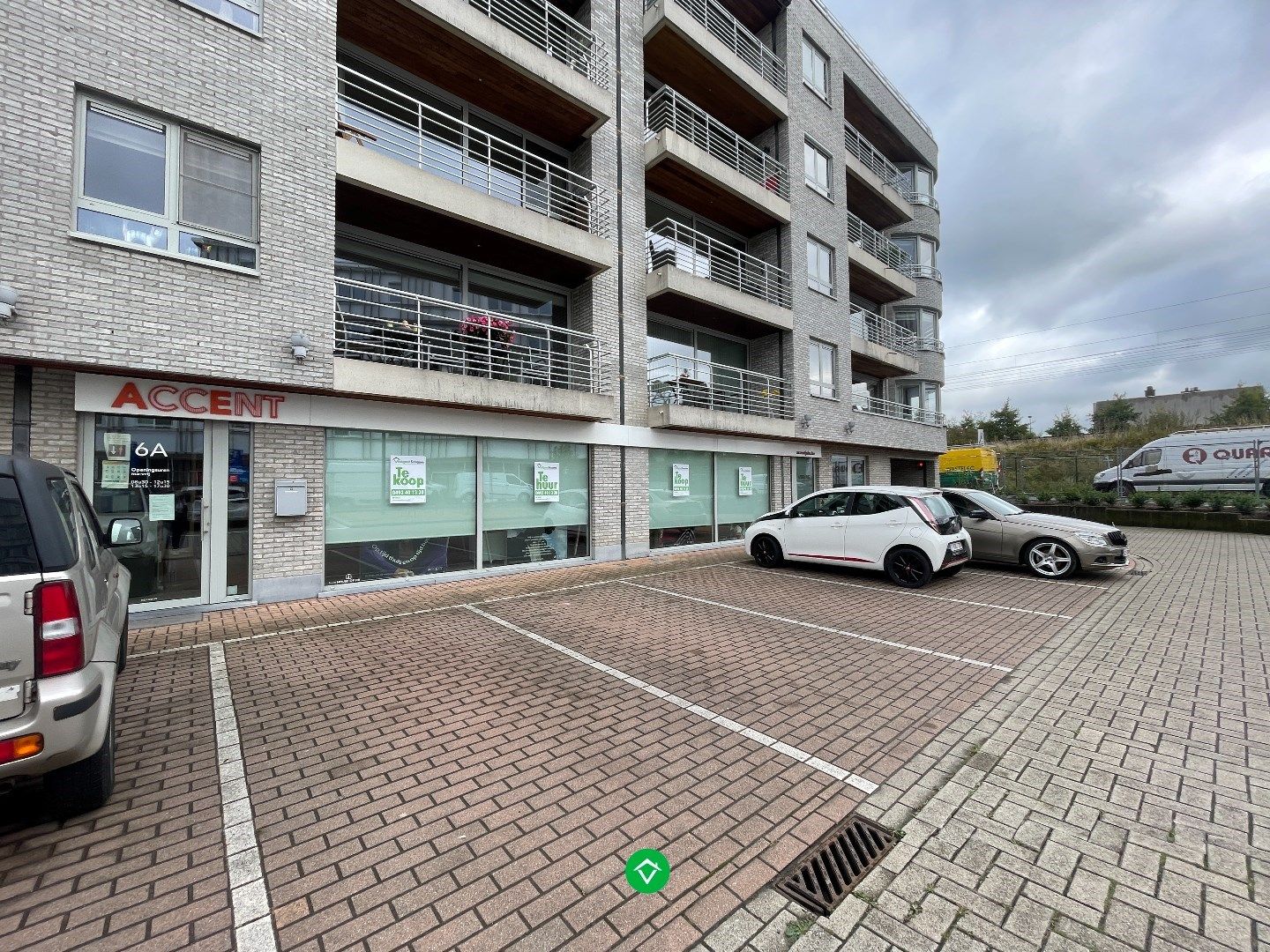 Ruim handelspand van 183m² op een centrale ligging te Roeselare foto 16