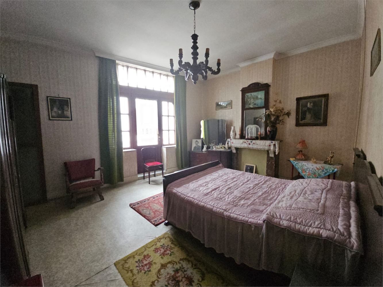 Charmante (te renoveren) herenwoning in het stadscentrum foto 13