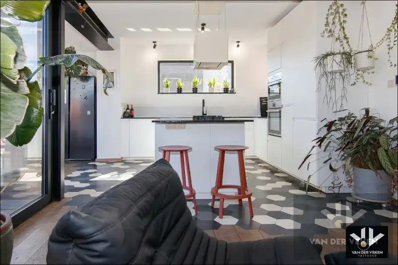 KARAKTERVOLLE WONING AAN GROENE STADSRAND foto 9