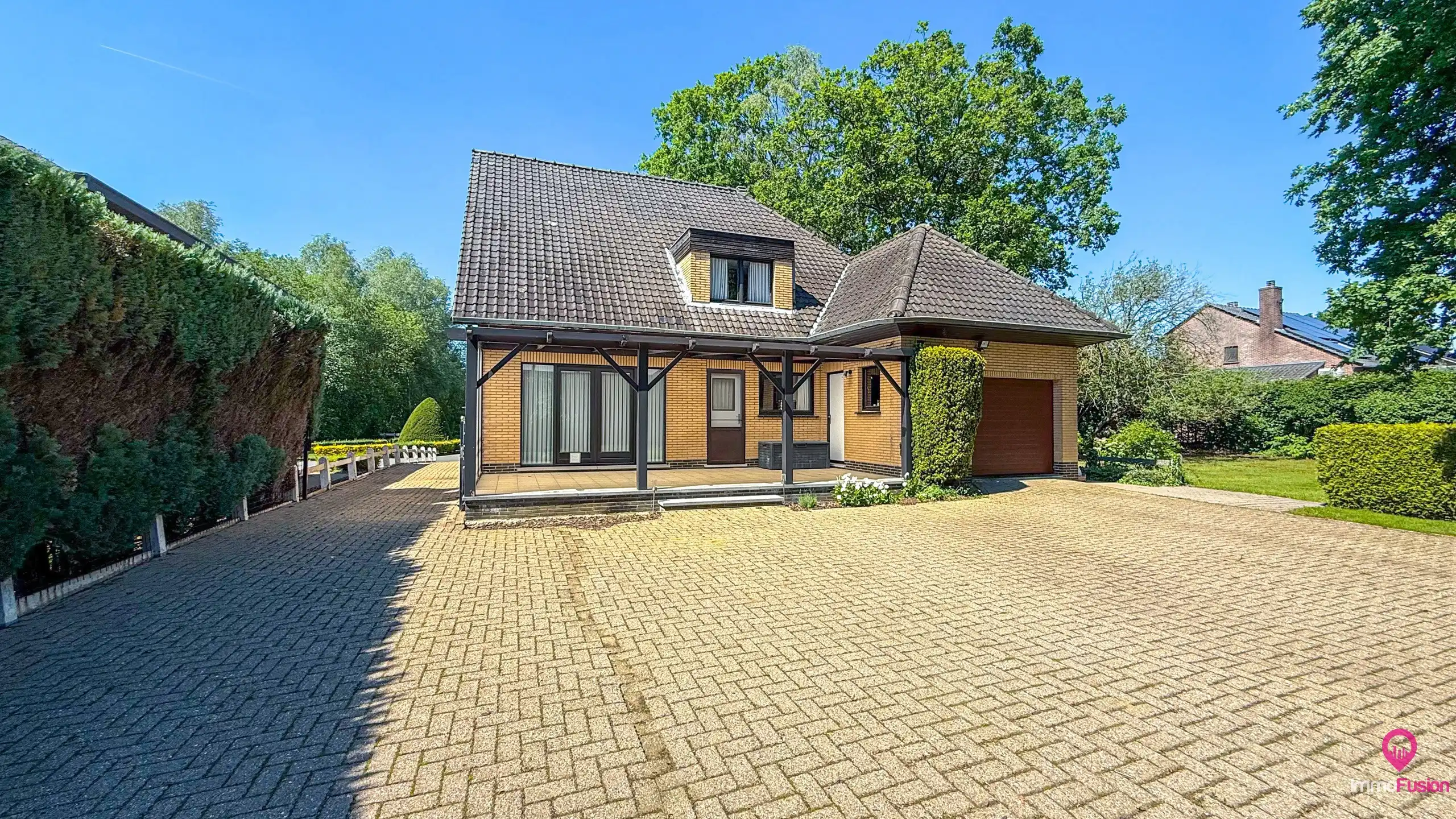 Rustig gelegen gezinswoning met 3 slpks en ruim perceel! foto 40