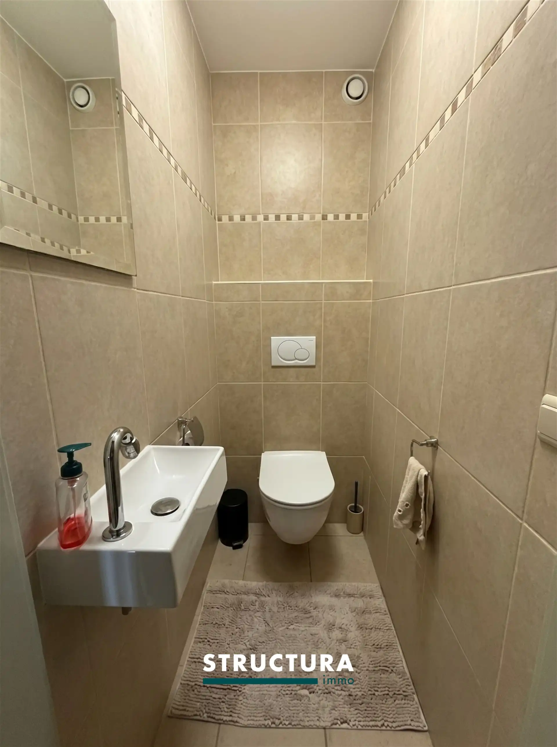 Appartement met staanplaats en terras  foto 7