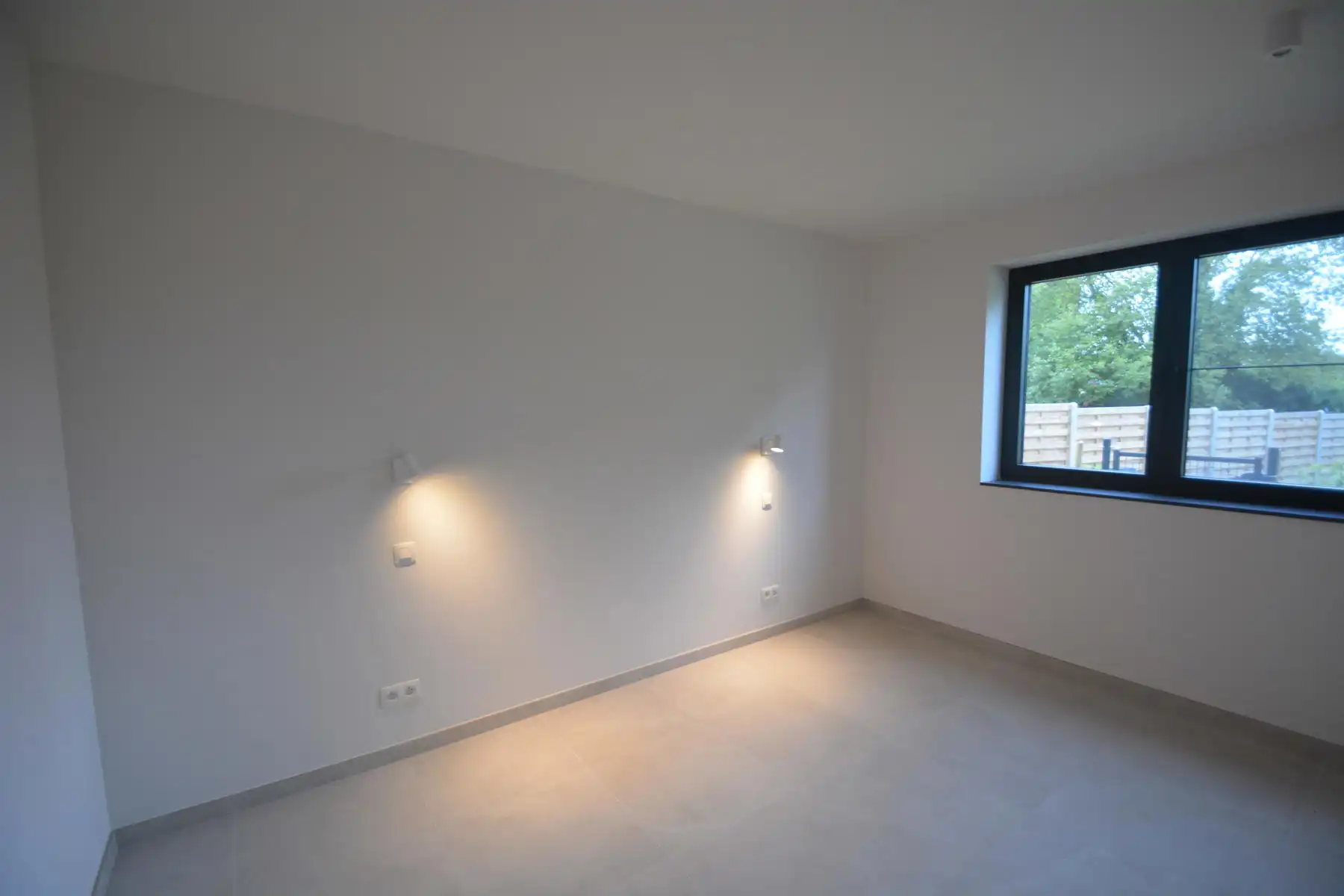 Nieuwbouw appartement met 2 slaapkamers en ruime tuin foto 15