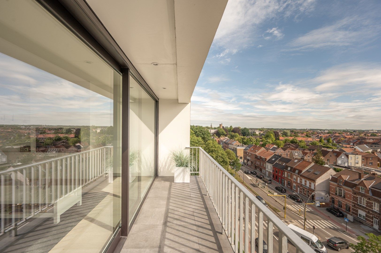 Stijlvol gerenoveerd appartement vlakbij centrum Brugge foto 4