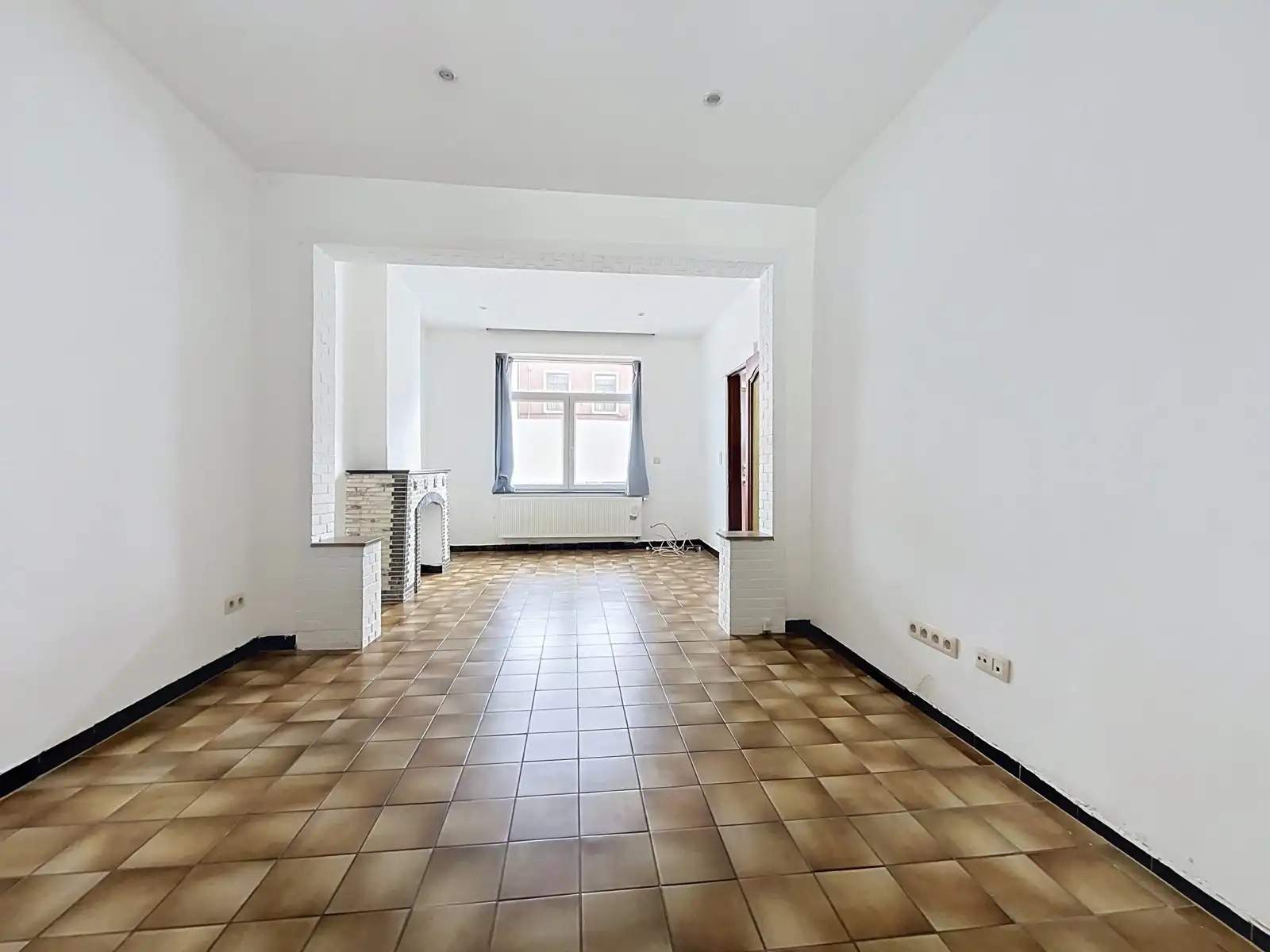 Rijwoning op een goede locatie met 3 slpks  foto 5