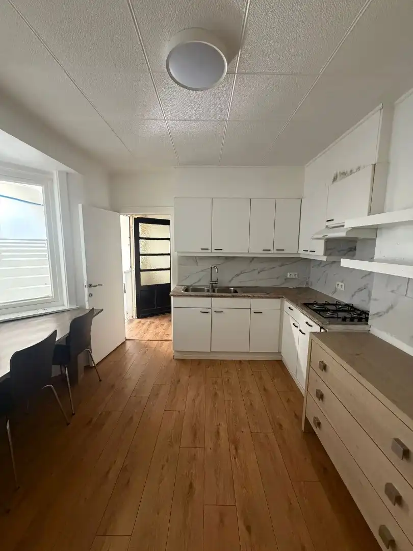 Ruime woning met 5 slaapkamers te huur – Oostende (Konterdam) foto 7