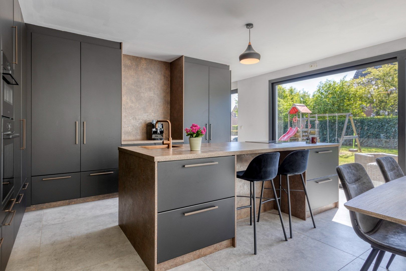 Zeer rustig gelegen energetische woning met 3/4 SLPKS !  foto 7