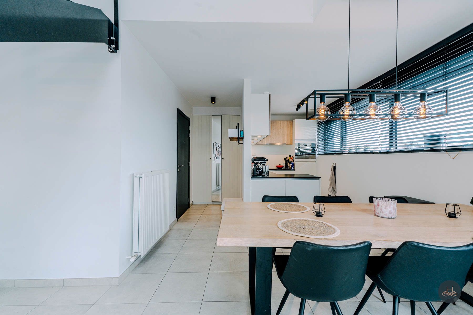 Licht en ruim duplex-penthouse met terras in Betekom foto 3