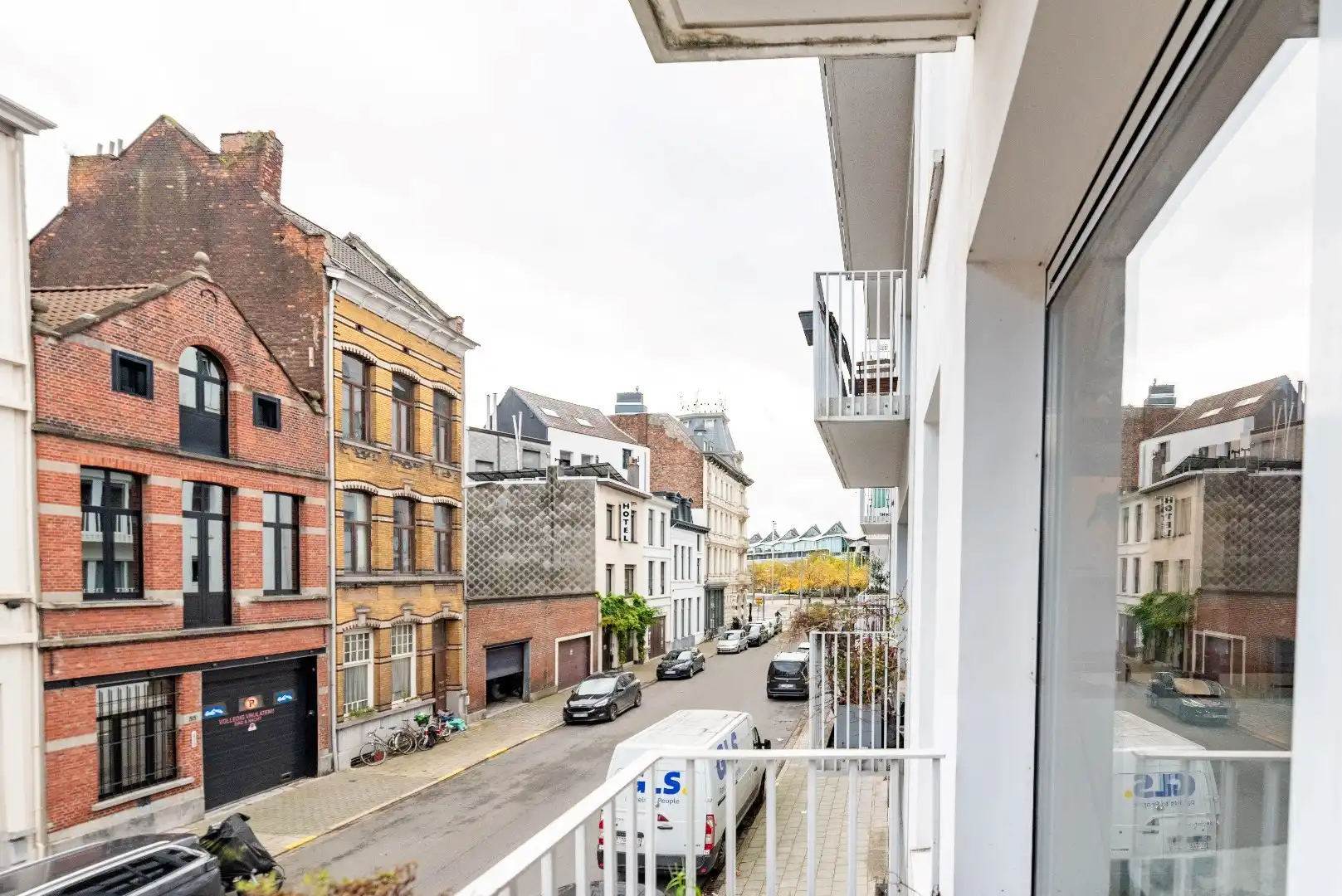 Ruim appartement met 3 slk en terras aan het nieuwe Zuidpark!  foto 14