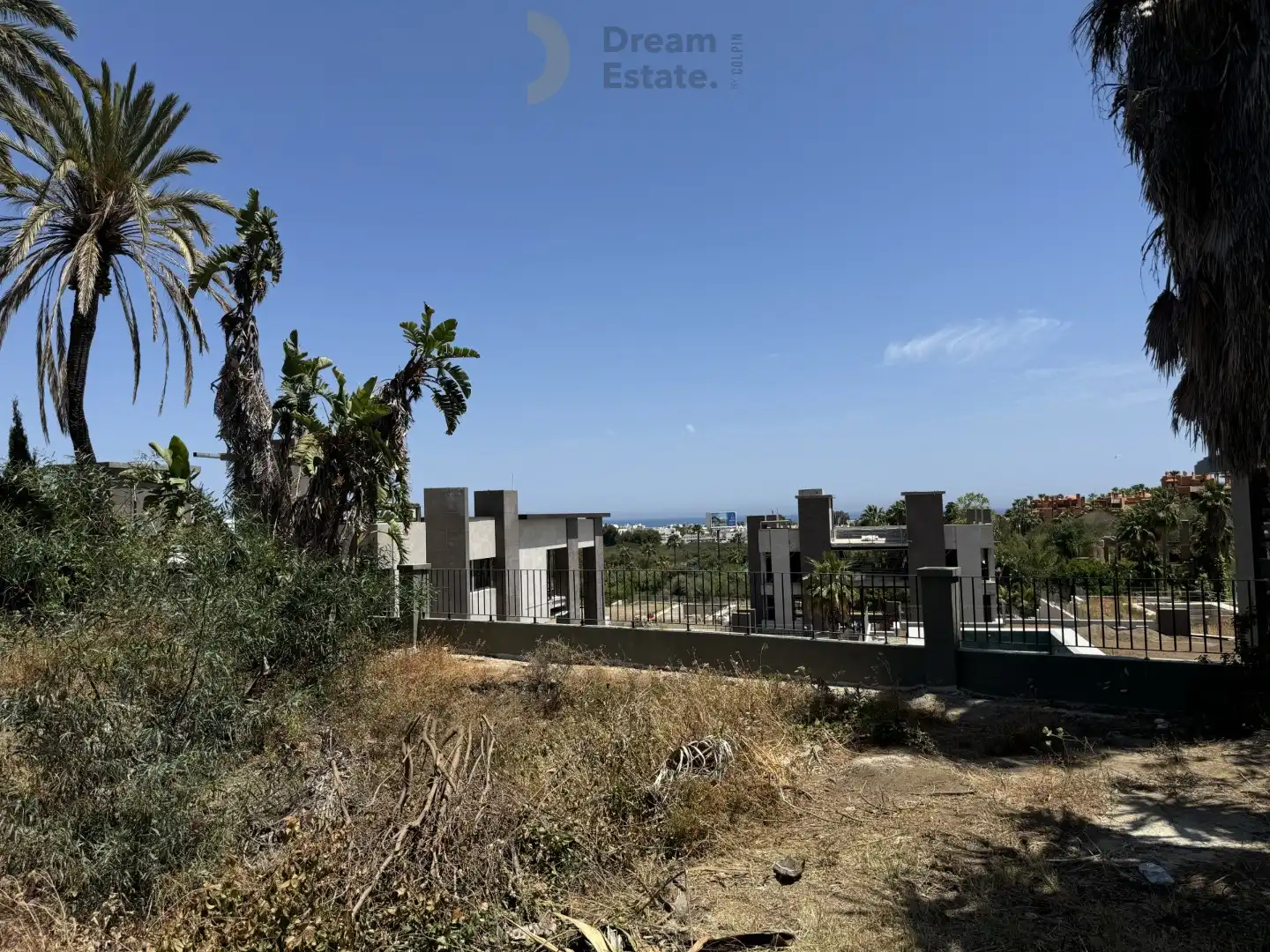 Laatste en grootste perceel beschikbaar in Atalaya de Rio Verde, Puerto Banús. foto 12