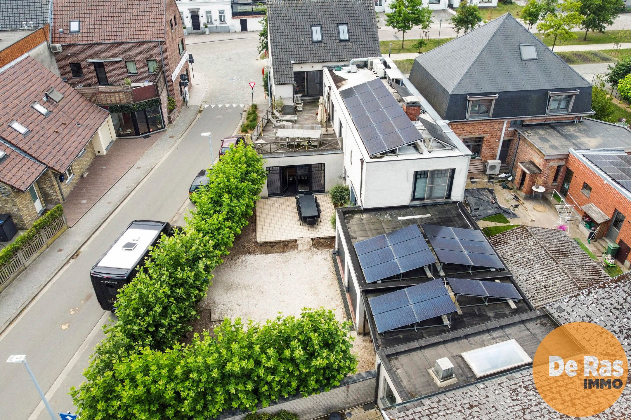 LAARNE - Bloeiende slagerij/traiteurzaak & luxe duplexapp. foto 43