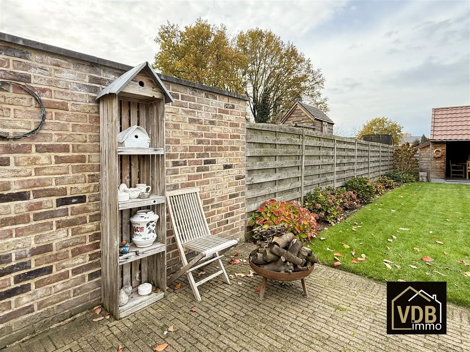 Instapklare halfopen bebouwing met 3 slaapkamers foto 89