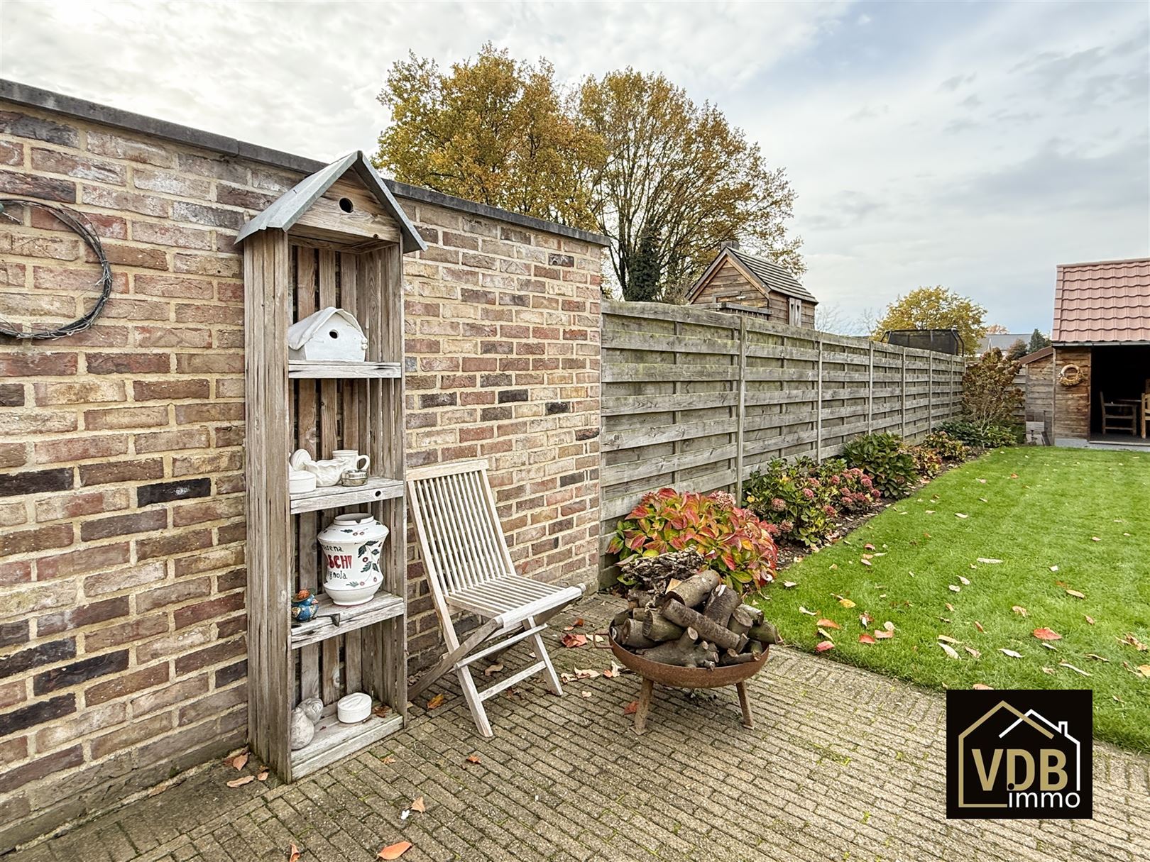 Instapklare halfopen bebouwing met 3 slaapkamers foto 89