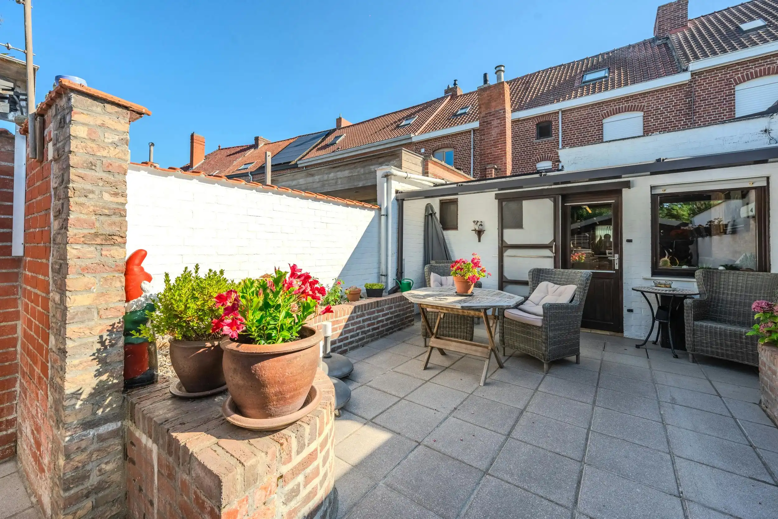 Huis te koop in Ieper met zongerichte tuin én garage foto 15