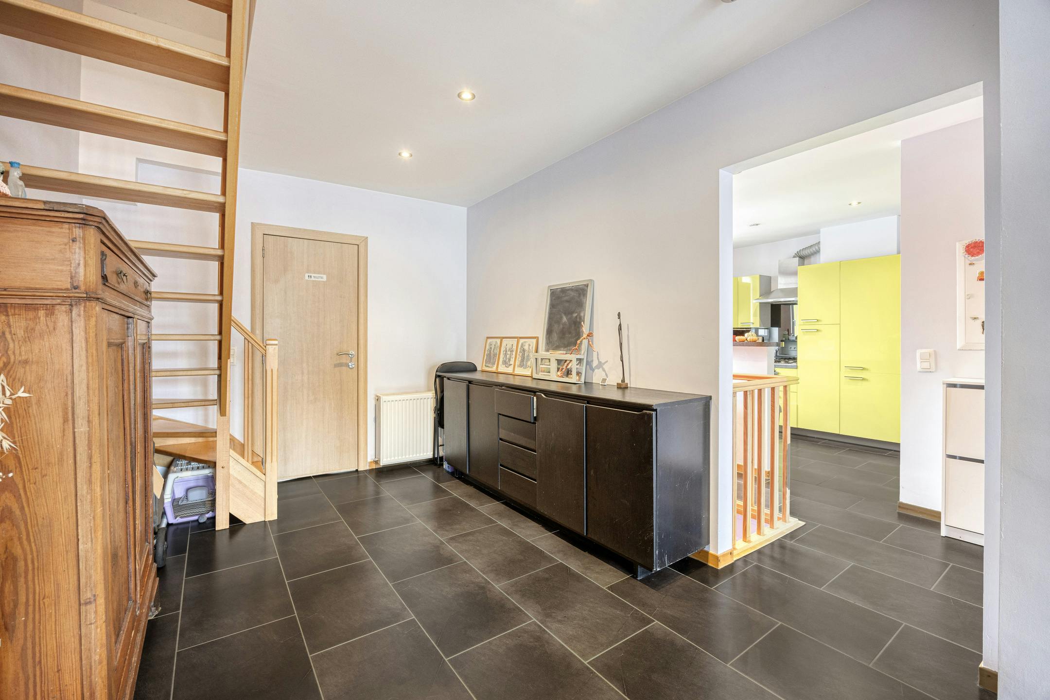 Duplex-appartement met twee slaapkamers in centrum Jette foto 8