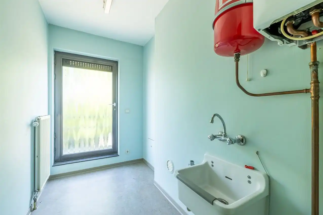 Appartement met twee slaapkamer en terras nabij centrum foto 16