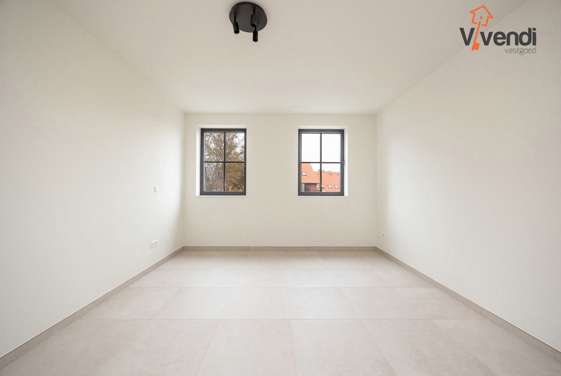 Stijlvol wonen in de schaduw van de St-Michielskerk. foto 12