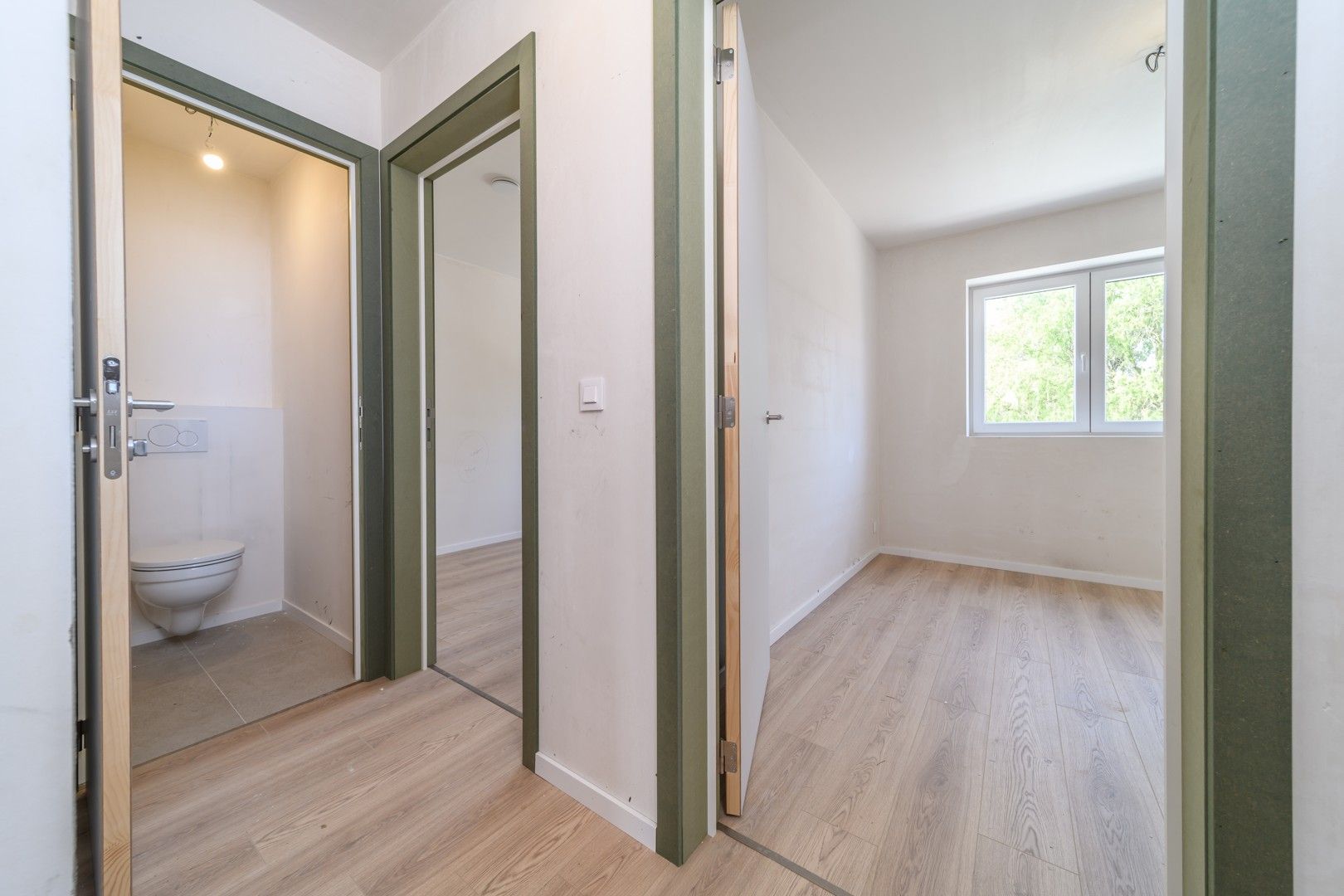 Gesloten nieuwbouwwoning met tuin te Mere foto 10