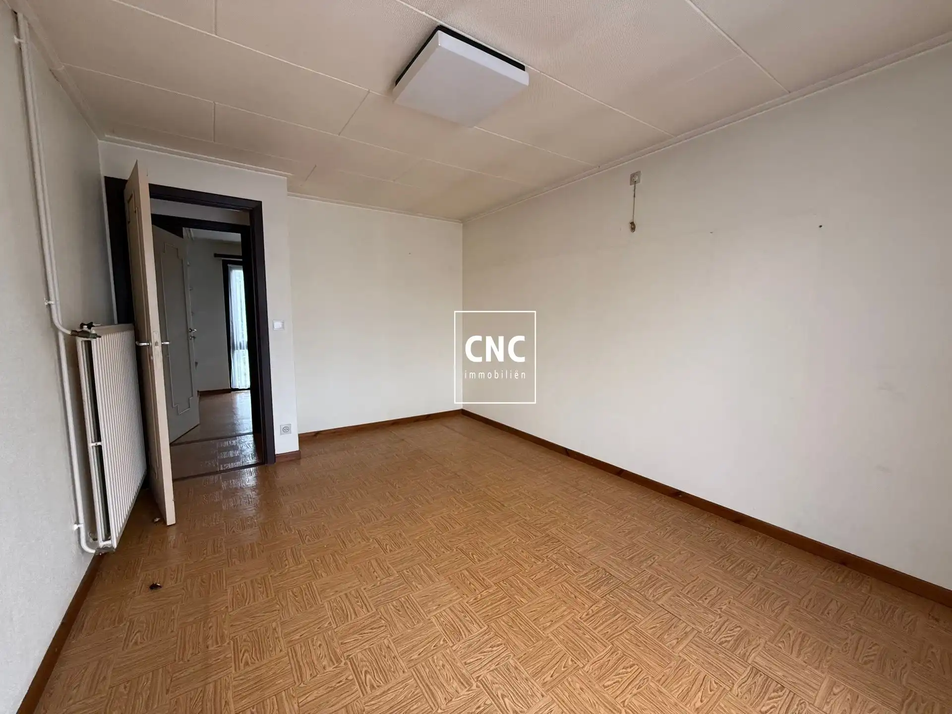 Ruime rijwoning met 5 slaapkamers en zuidgerichte tuin foto 12