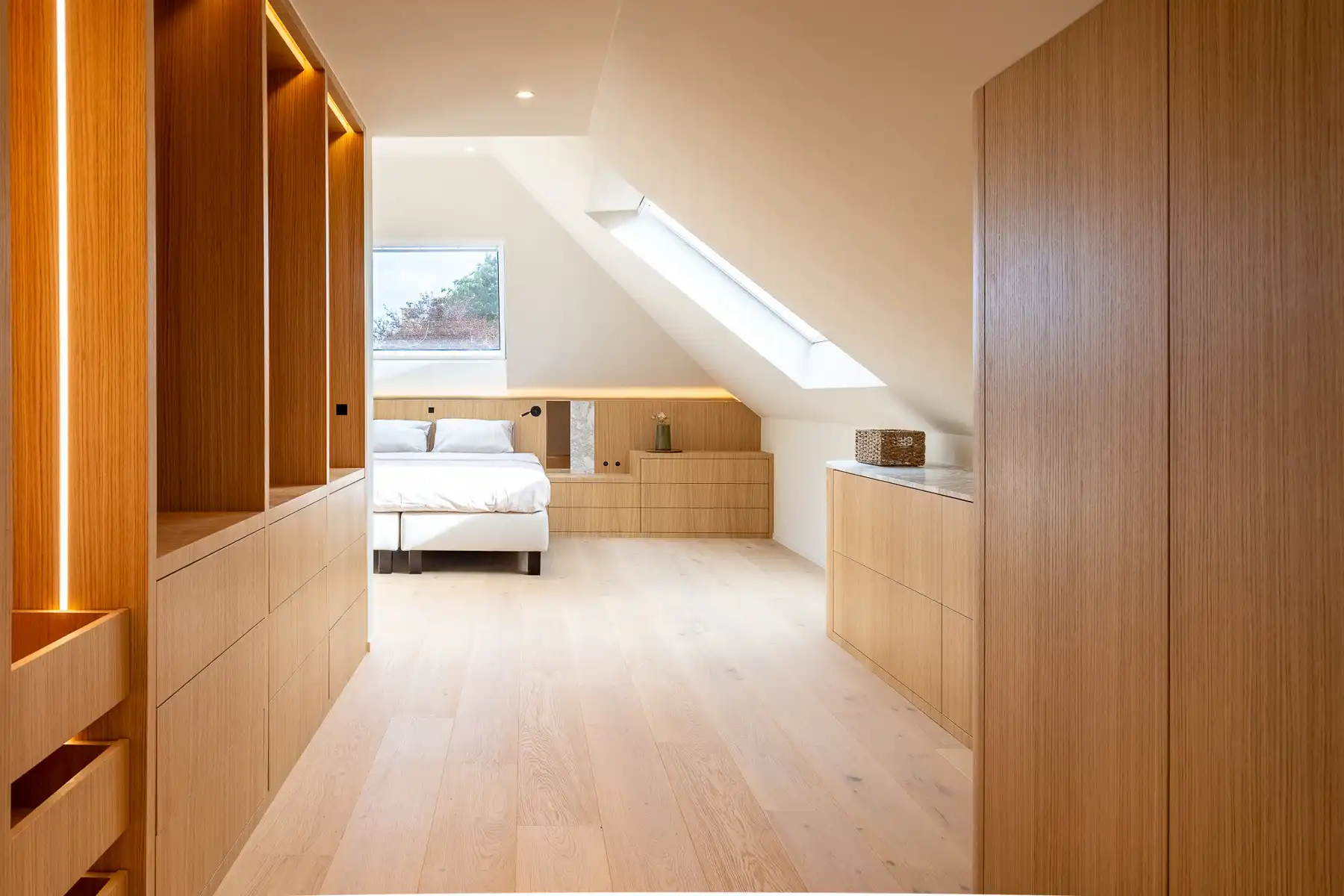 Smaakvol gerenoveerde alleenstaande woning foto 30