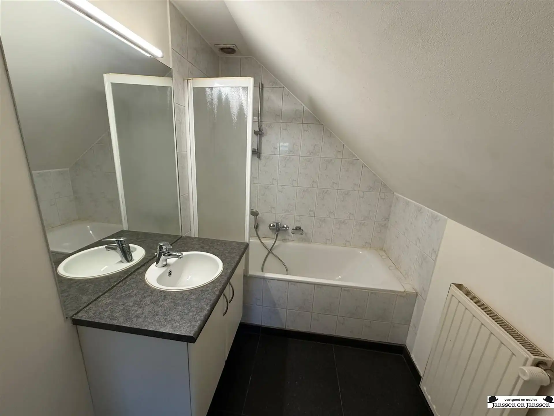 Gezellig dakappartement in het centrum van Wuustwezel!  foto 10