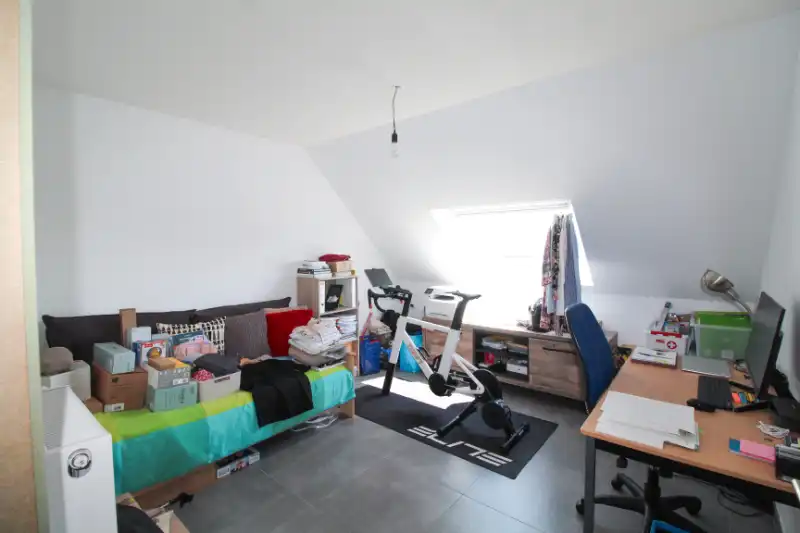 Prachtige moderne woning te huur vlakbij centrum Roeselare foto 10