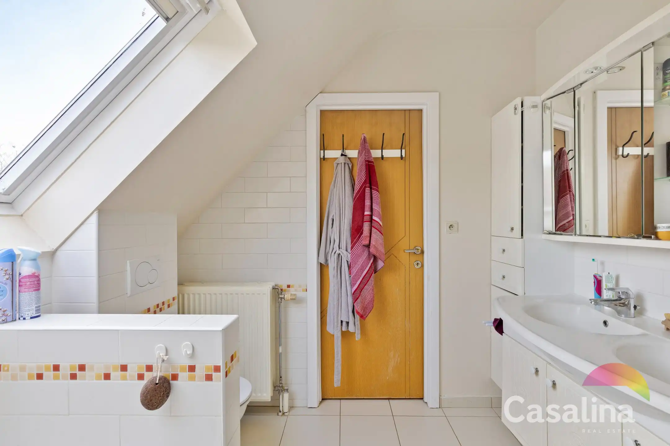 Moderne eengezienswoning  foto 18