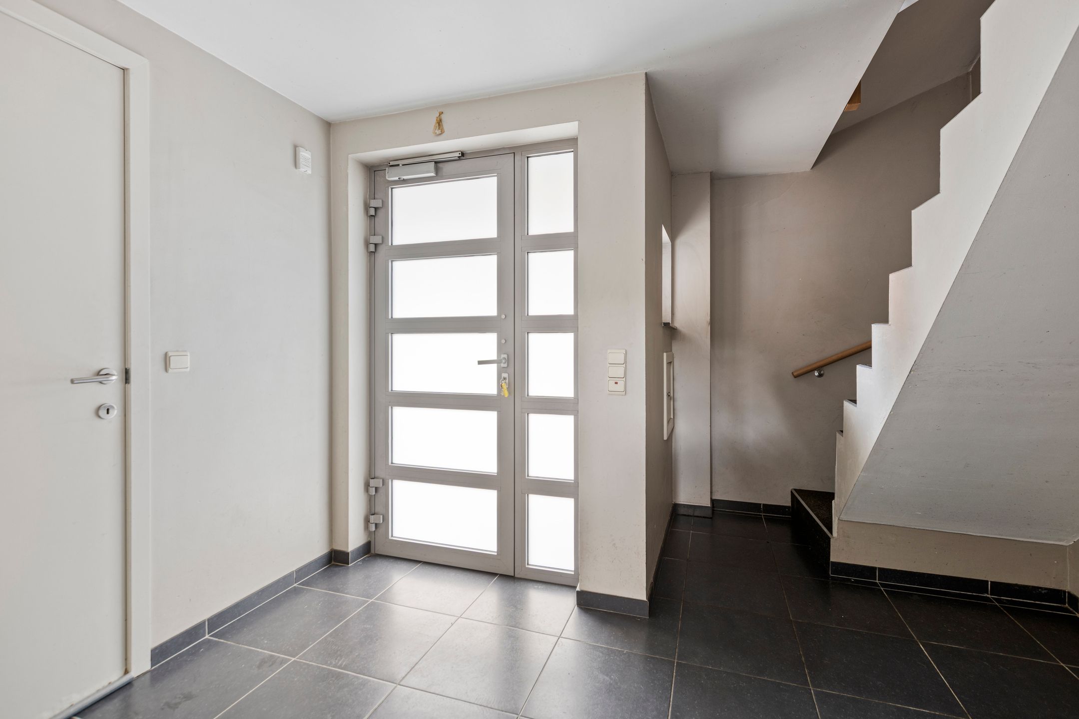 Bel-étage woning met 3 slaapkamers foto 2