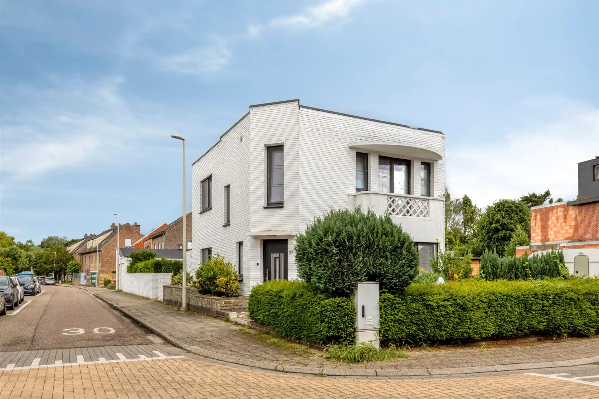 Gerenoveerde woning met 3 slpk's, zonnige tuin en garage! foto 21