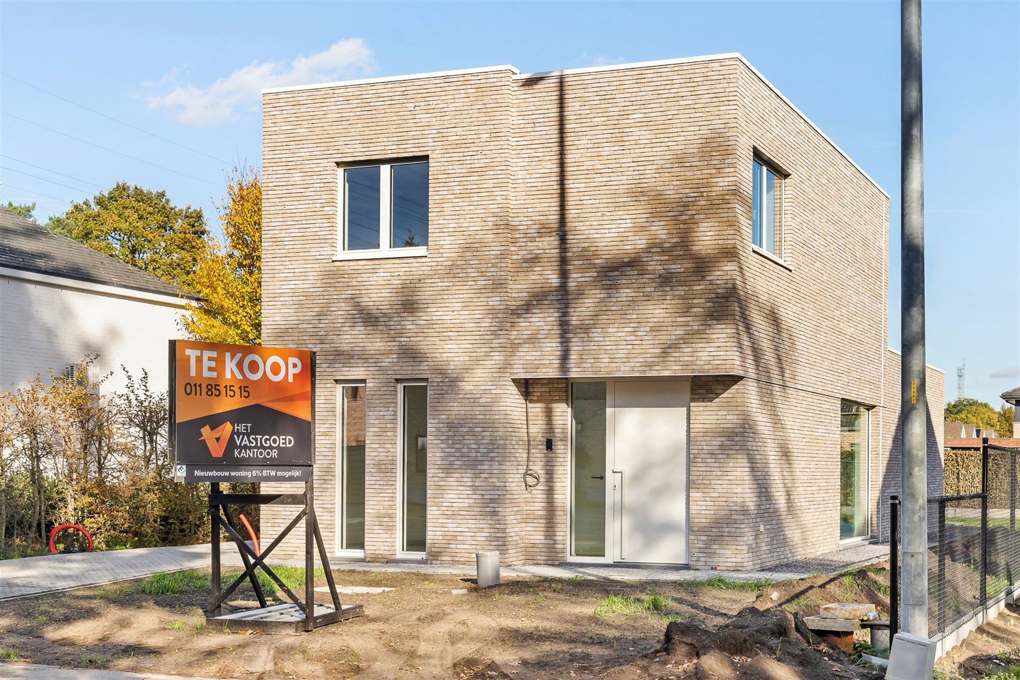 NIEUWBOUW OPEN BEBOUWING MET UITERST KWALITATIEVE EN ENERGETISCHE AFWERKING TE BERINGEN  6% BTW MOGELIJK foto {{pictureIndex}}