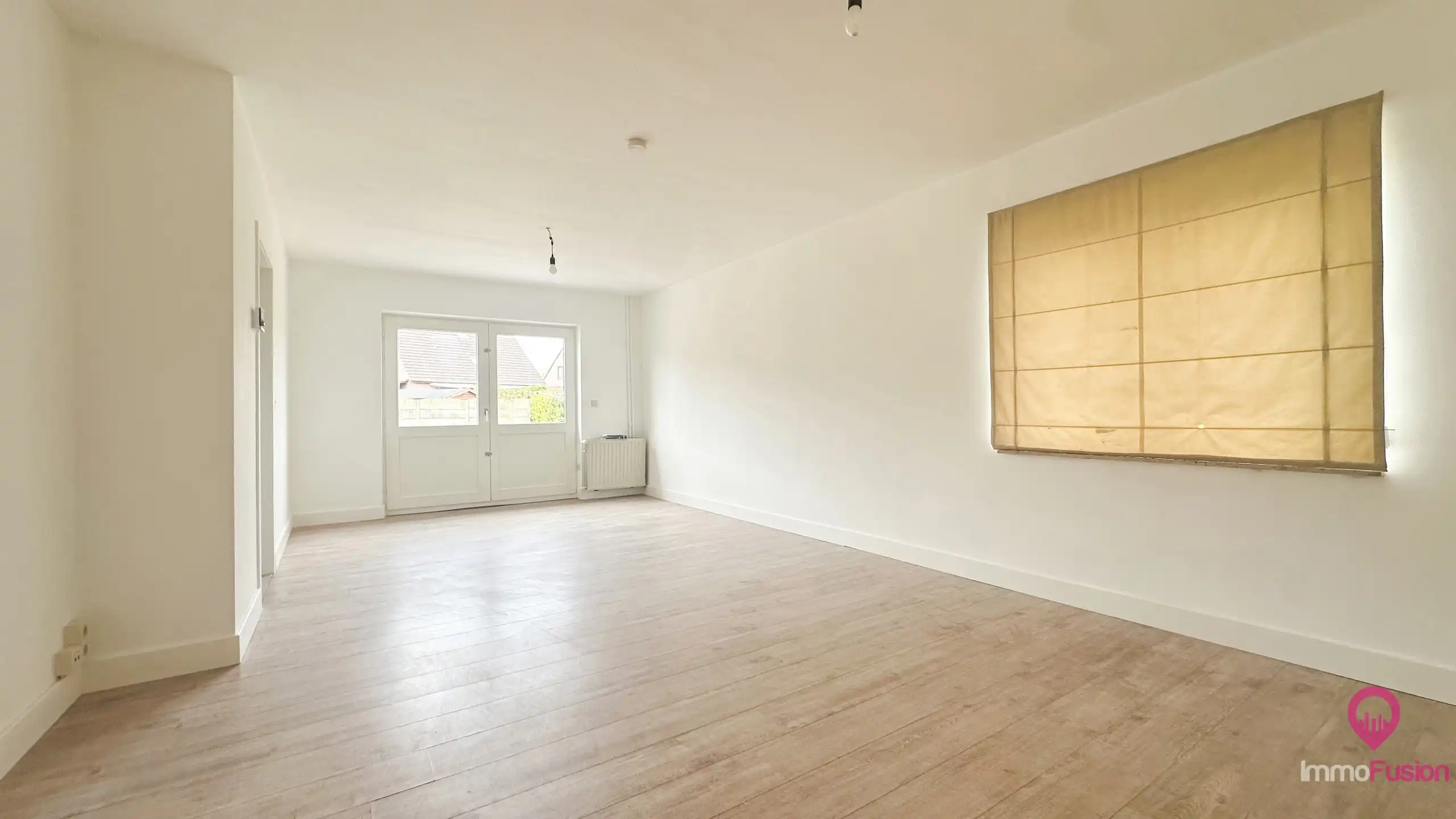 mooie gezinswoning met 3 slaapkamers en tuin foto 3