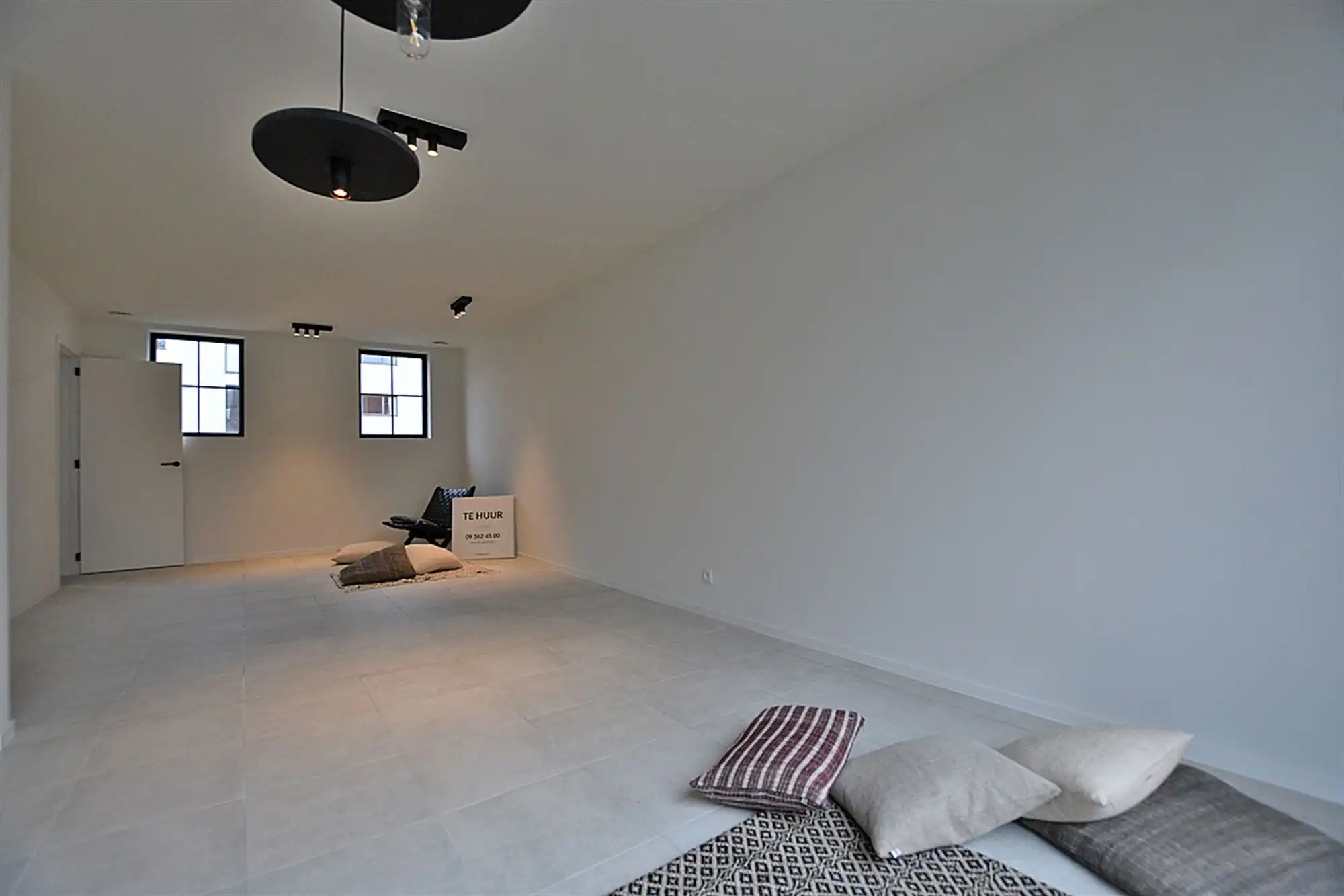 Instapklare DORPSWONING met 3 SLAAPKAMERS, TUIN/TERRAS, PARKING & grote KELDER foto 6