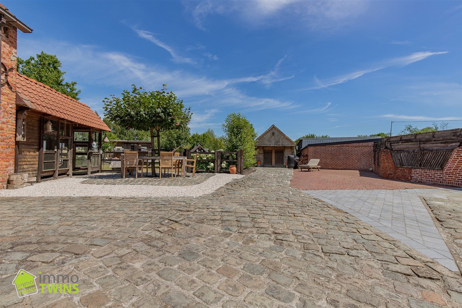 Charmante hoeve op toplocatie in Mespelare – 3177 m² perceel foto 6