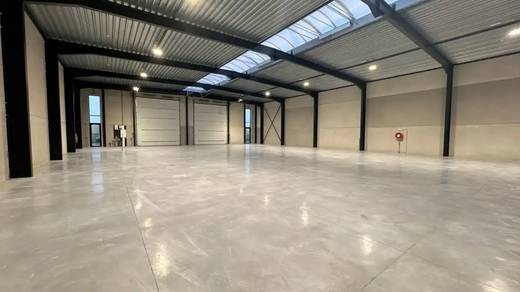 Nieuwbouw opslagruimte te huur in Deinze foto 2