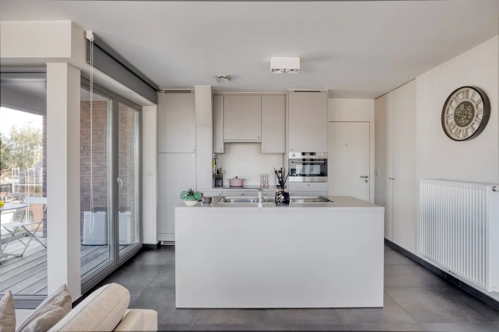 Mooi appartement met 2 slaapkamers in centrum Wevelgem! foto 9