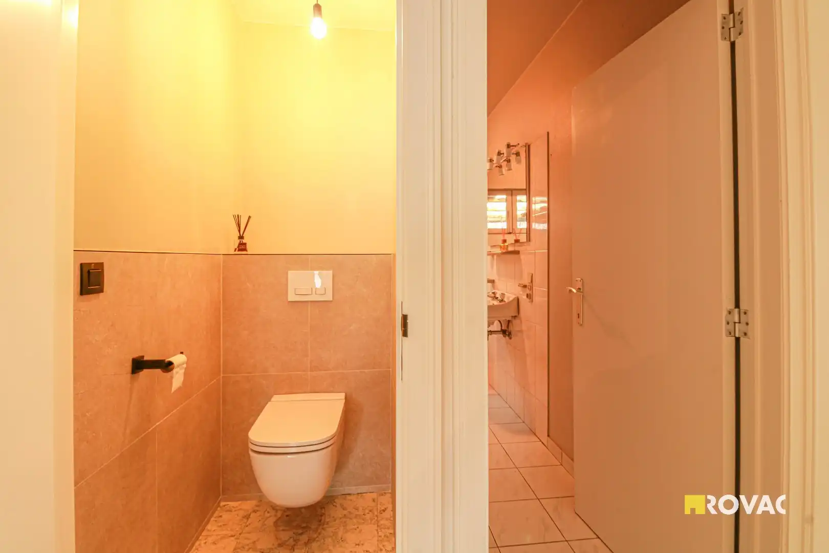 Alleenstaande bungalow op rustige hoekligging nabij provinciedomein ’t Veld te Ardooie! foto 10