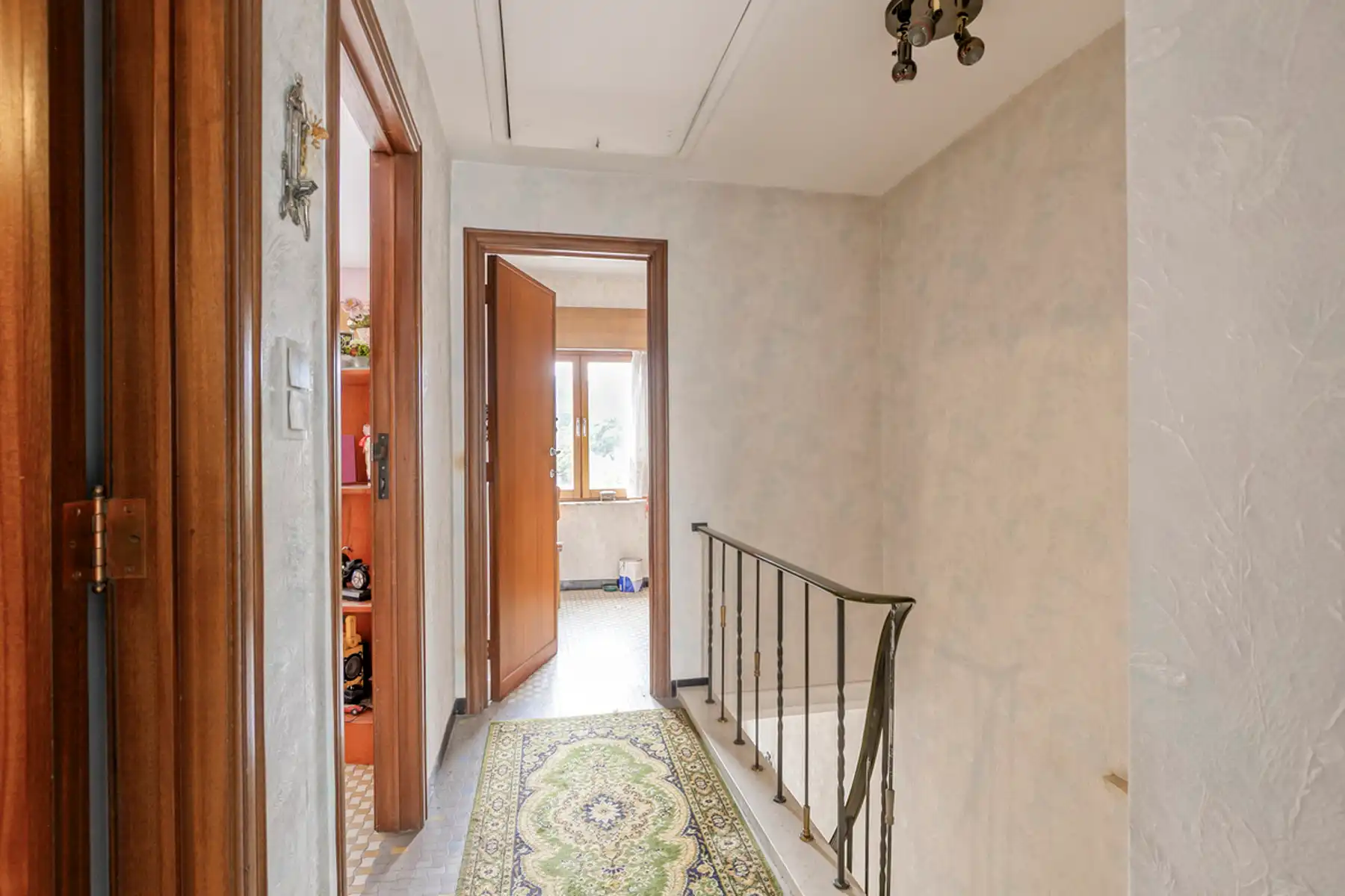Te renoveren HOB met 3 slaapkamers en garage foto 12