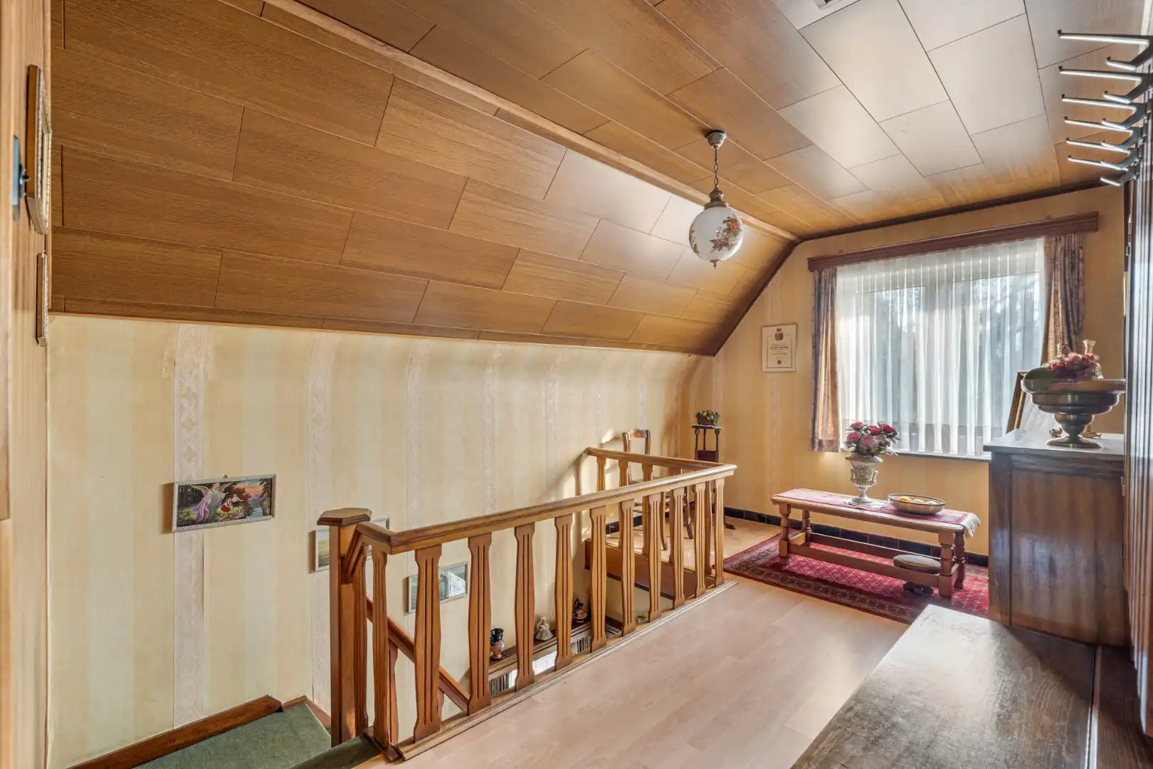 Halfvrijstaande gezinswoning met veel mogelijkheden op een perceel van 8are!  foto 20