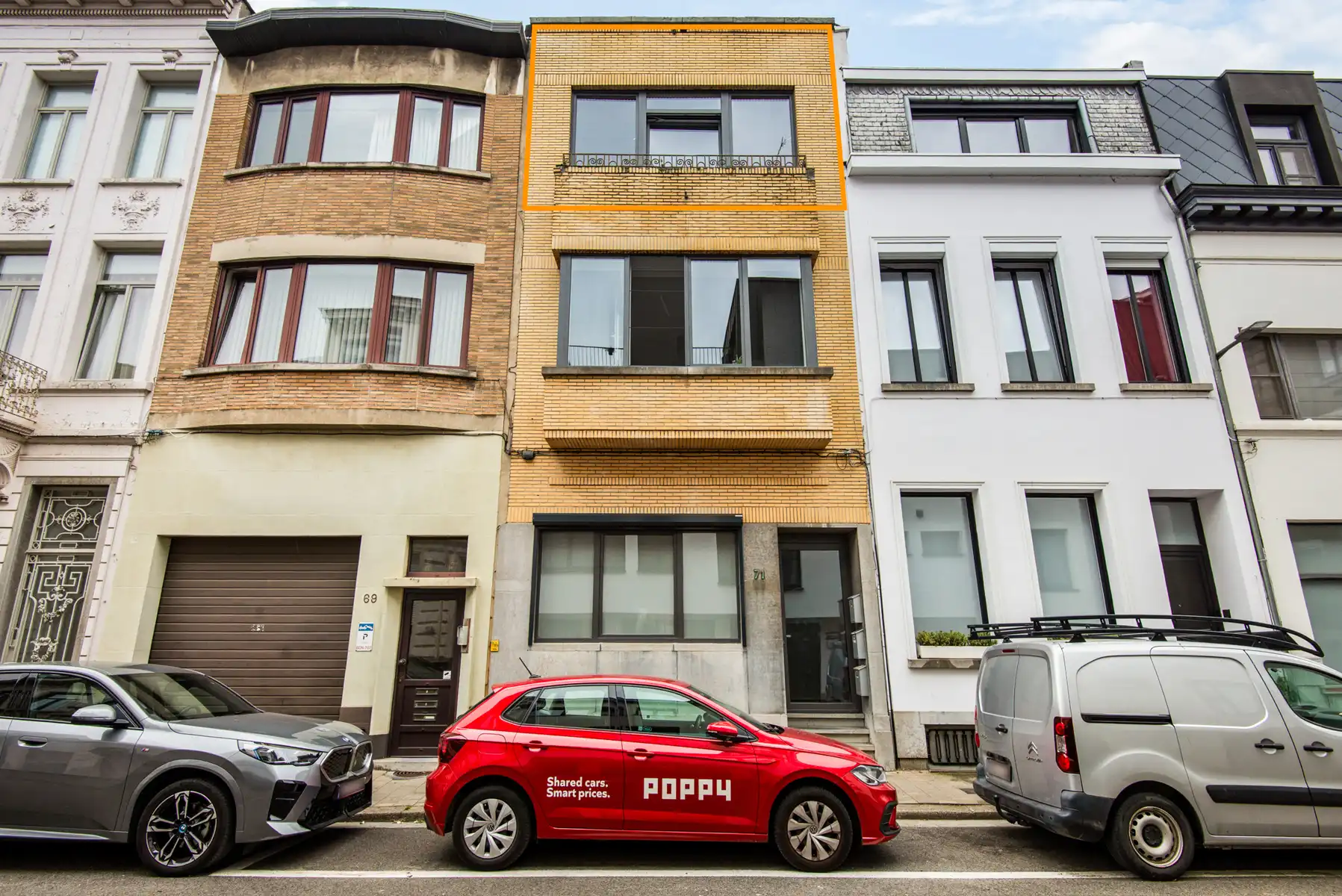 Ruim en luxueus appartement met 2 kamers  foto 18