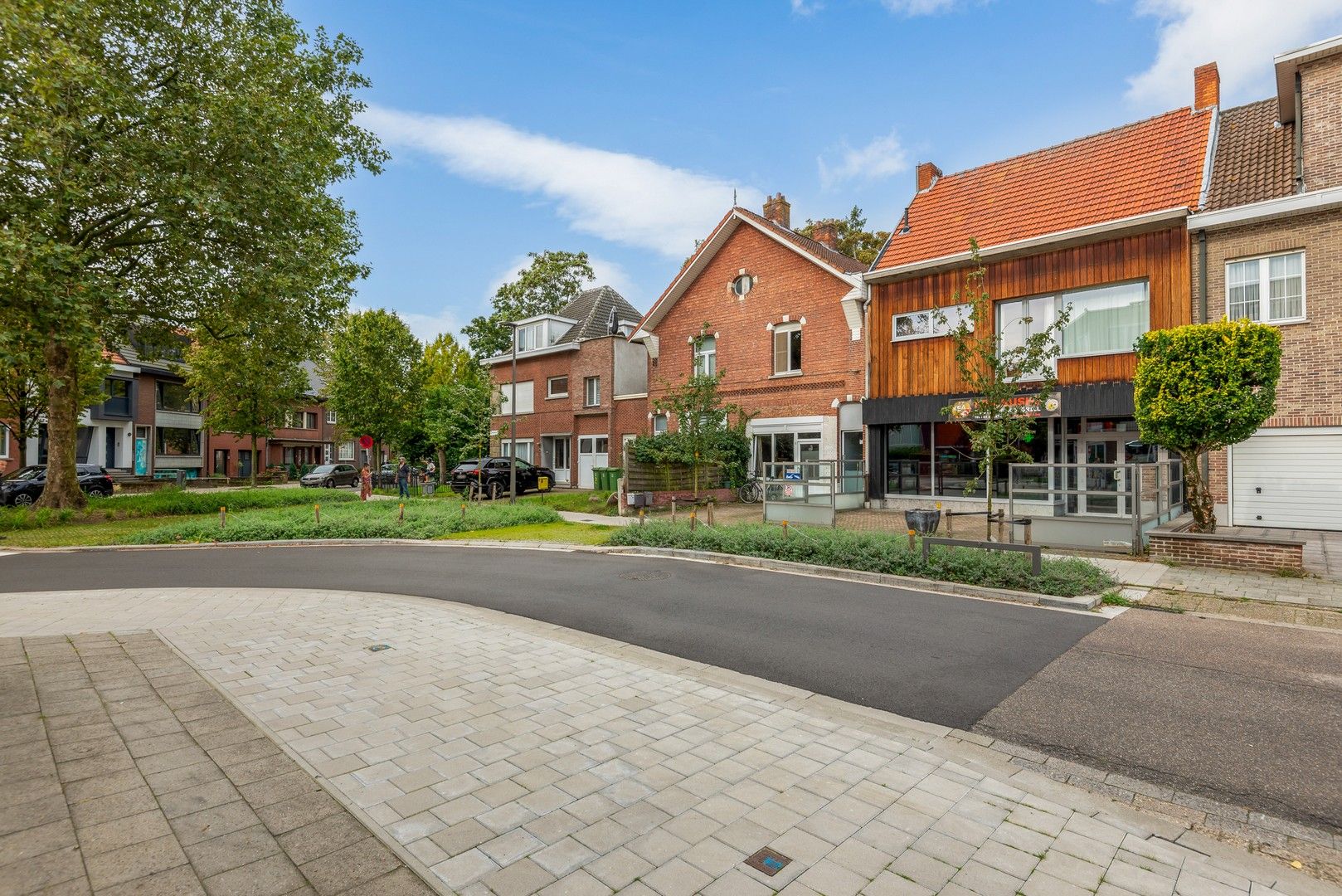 Opbrengsteigendom (EPC B) met commercieel GLV, app en studio foto 2