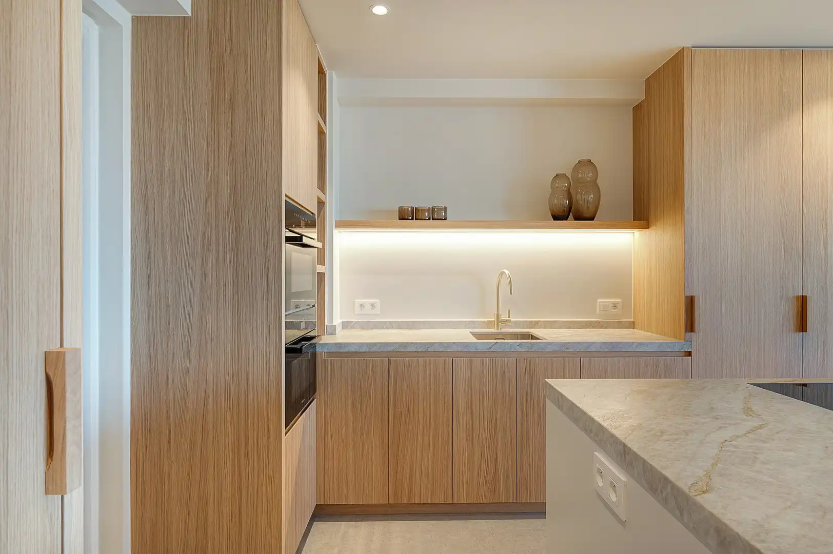 Luxueus gerenoveerd appartement met zeezicht aan Rubensplein. foto 15