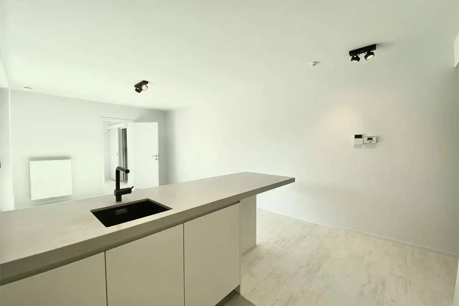Modern éénslaapkamerappartement met topligging aan het Stadspark foto 2