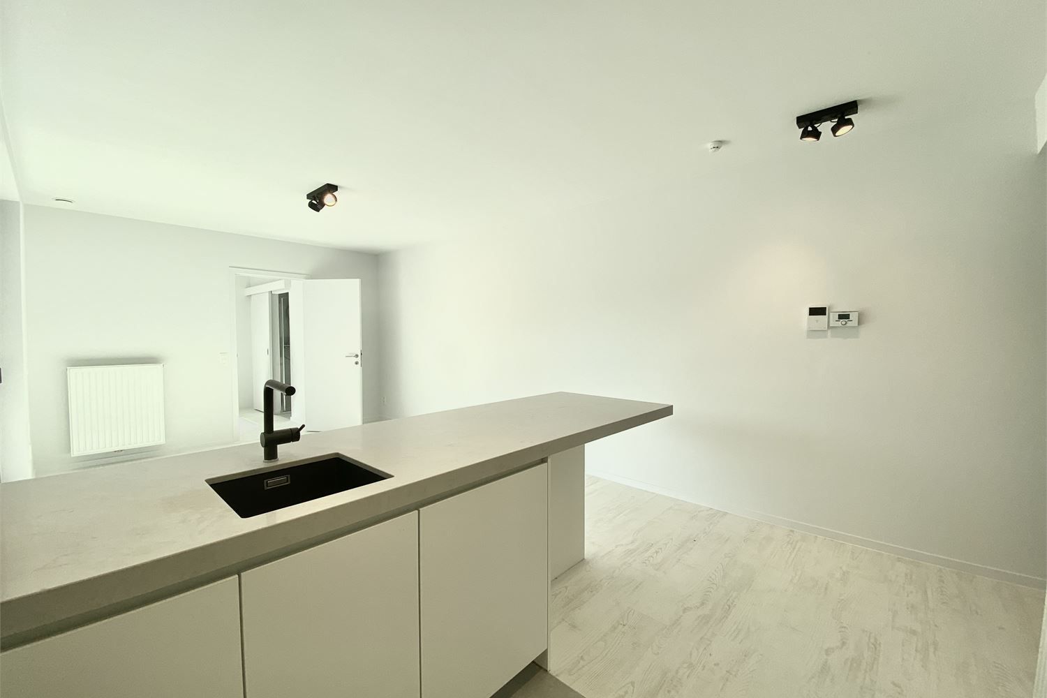 Modern éénslaapkamerappartement met topligging aan het Stadspark foto 2