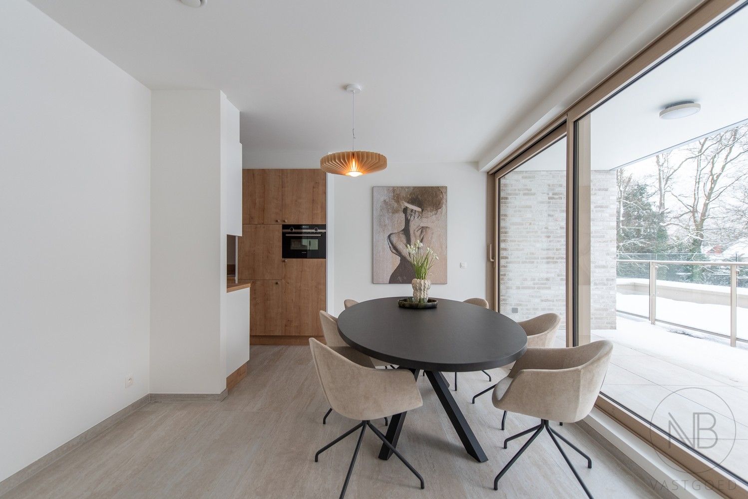 Nieuwbouwappartement met 2 parkeerplaatsen foto 5