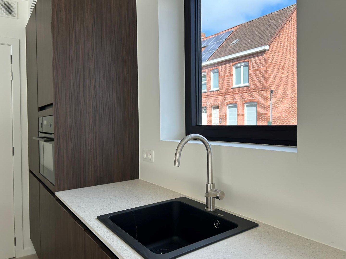 Gelijkvloers/hoek appartement TE KOOP  in 'residentie Daniël & Zozima'. foto 7