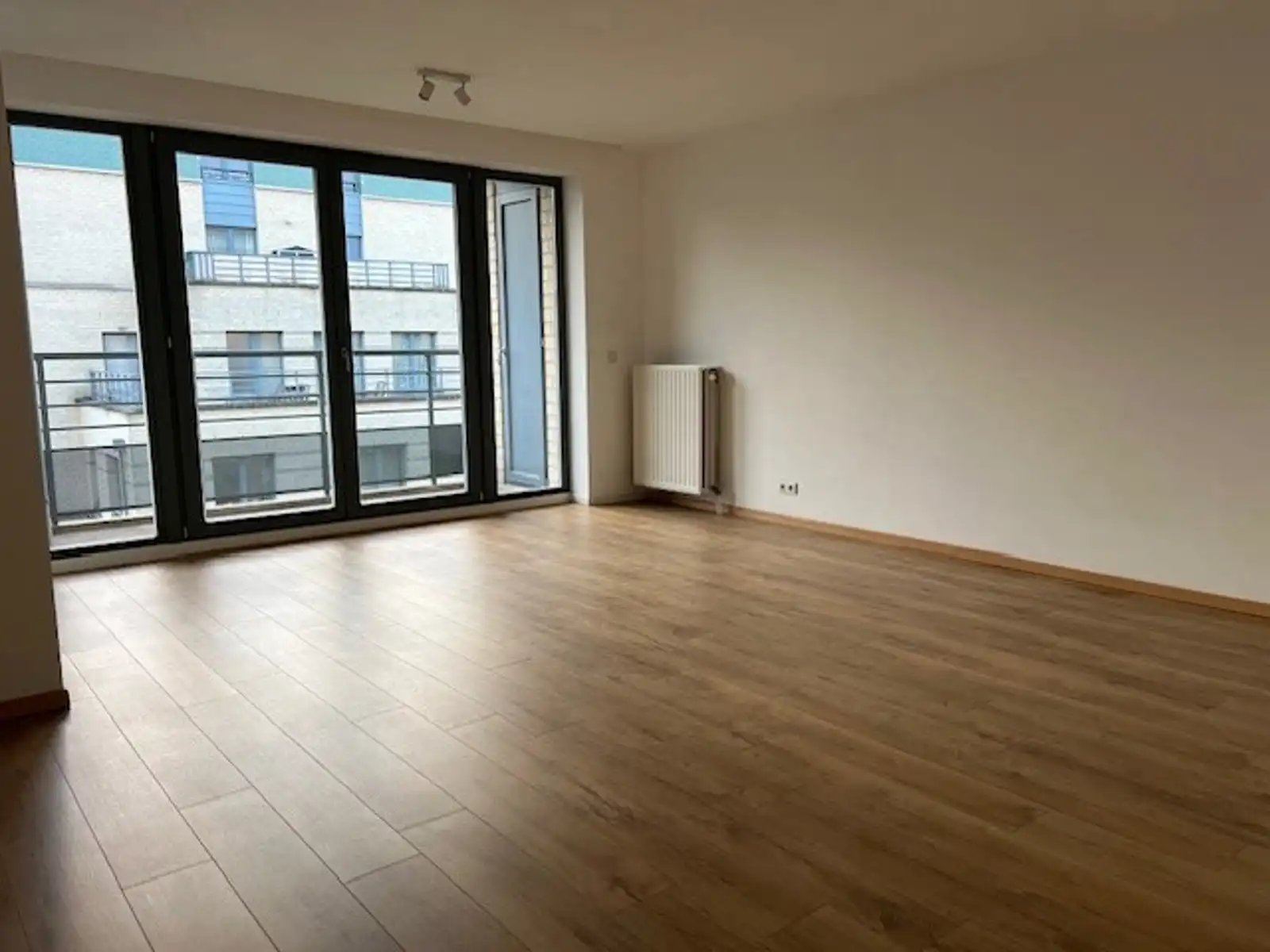 Instapklaar appartement met 2 slaapkamers foto 6