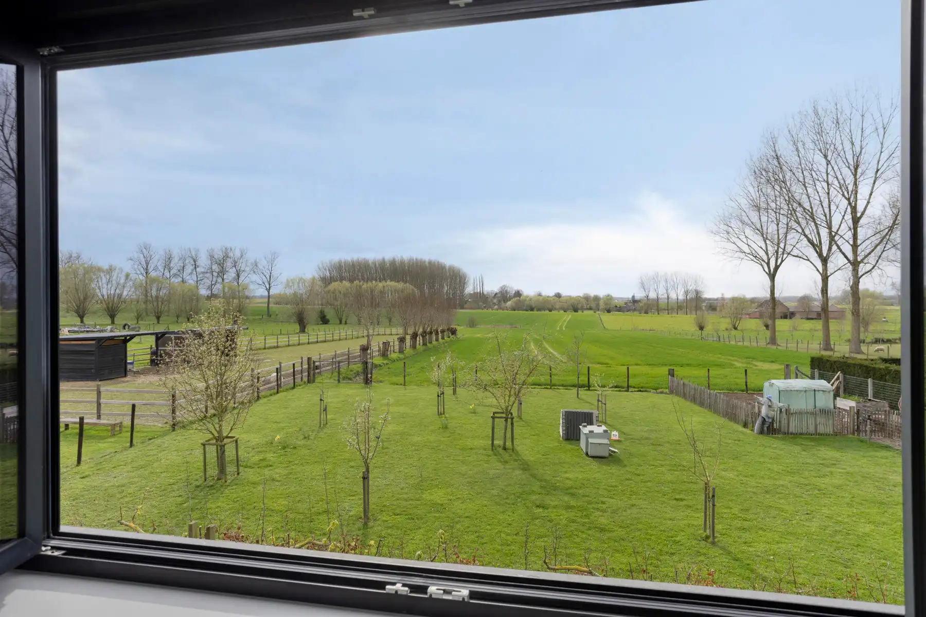 Prachtige 4-Gevelvilla in het groene omgeving foto 21