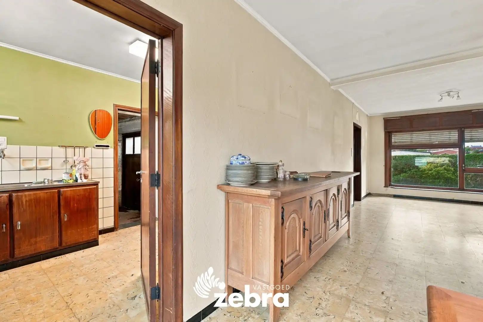 Te renoveren woning in Rumbeke! foto 7