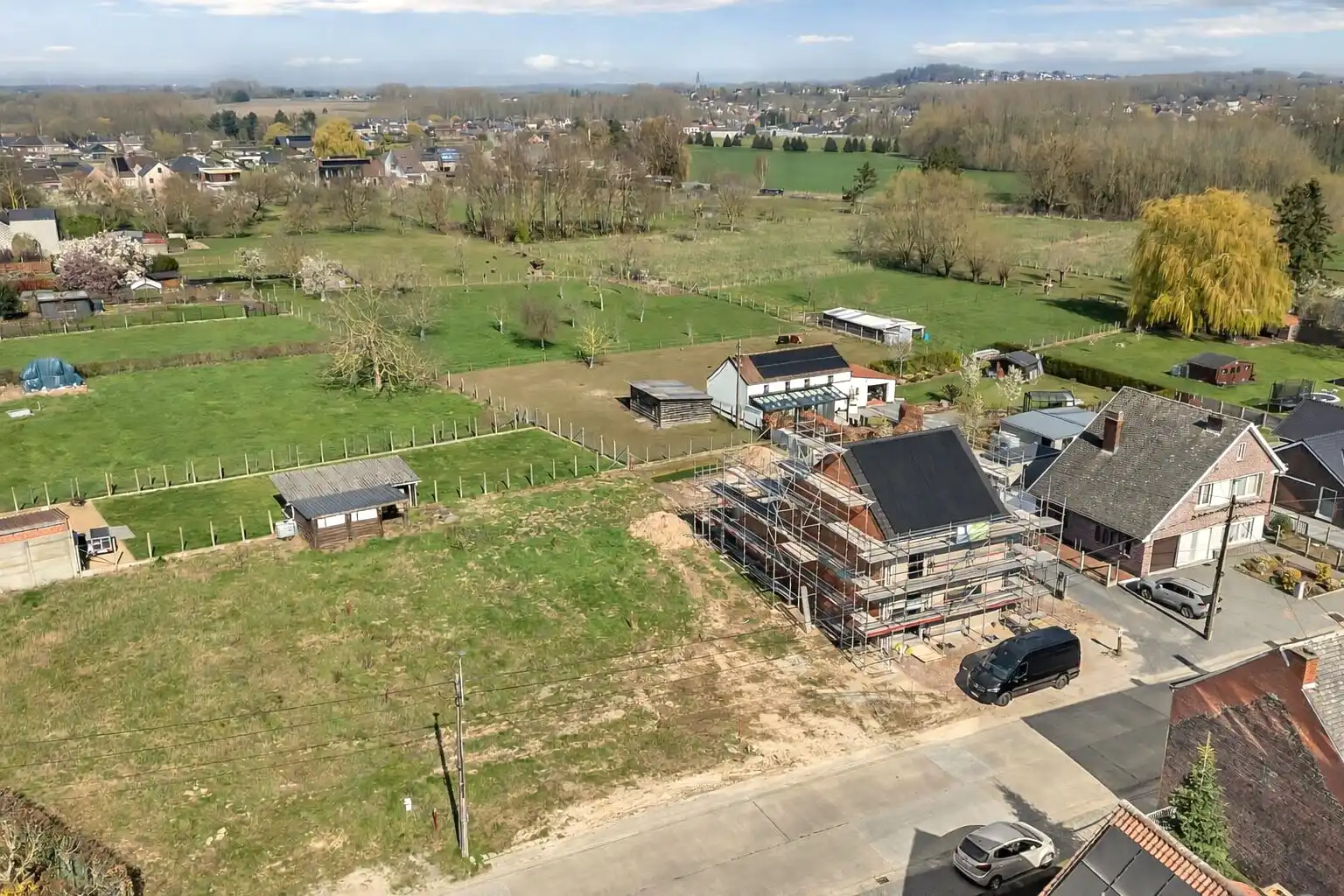 Goed gelegen bouwgrond voor gesloten bebouwing te Meerbeke foto 4