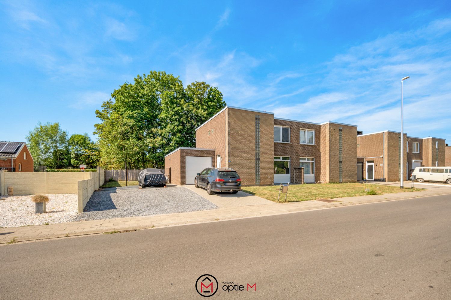 INSTAPKLARE WONING IN BILZEN-HOESELT MET 3 SLAAPKAMERS foto {{pictureIndex}}
