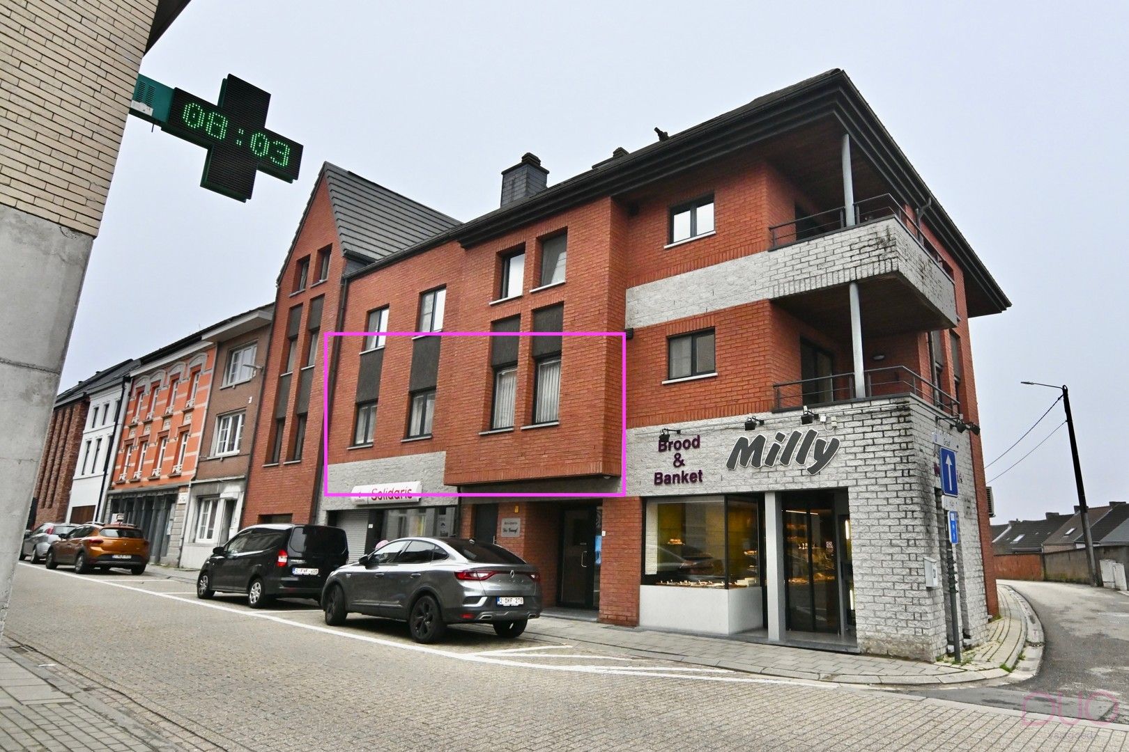 Instapklaar appartement met 2 slaapkamers in het stadscentrum van Tongeren-Borgloon (toplocatie inclusief meubels)! foto {{pictureIndex}}